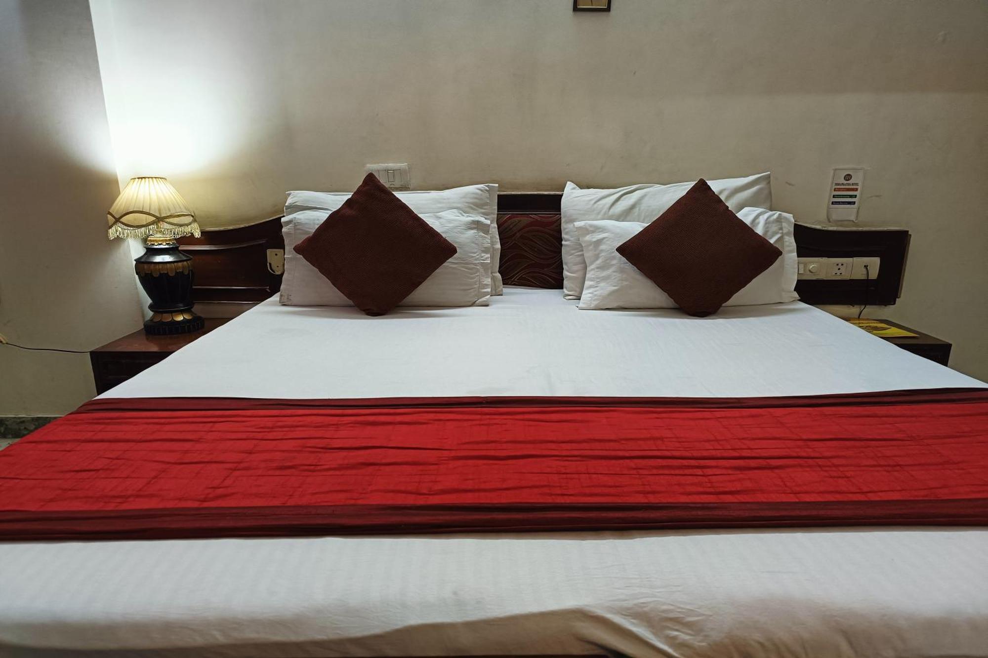 Hotel Indraprastha Dillí Exteriér fotografie