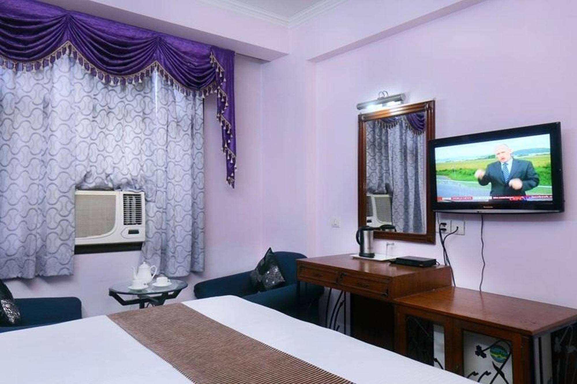 Hotel Indraprastha Dillí Exteriér fotografie