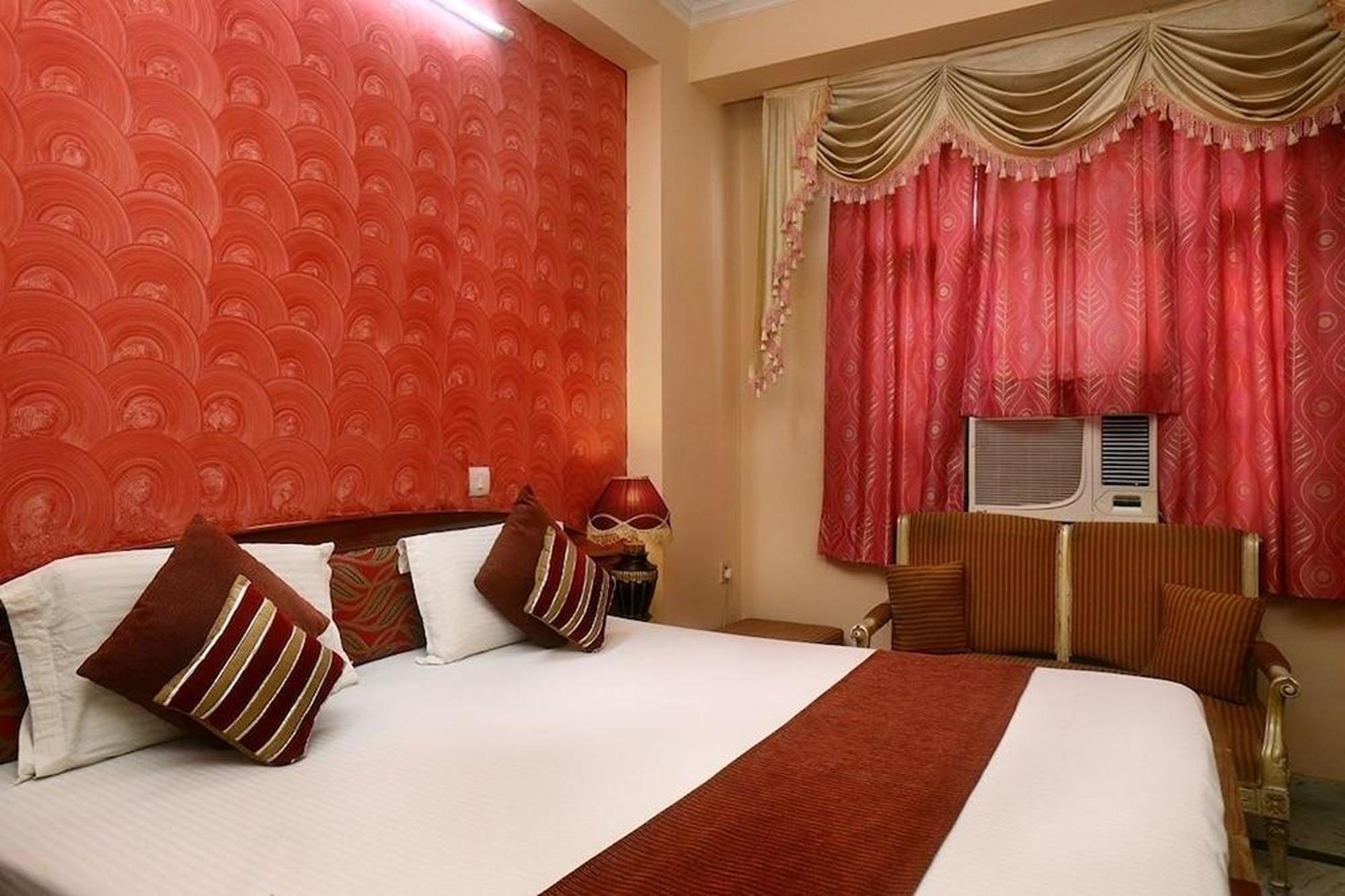 Hotel Indraprastha Dillí Exteriér fotografie