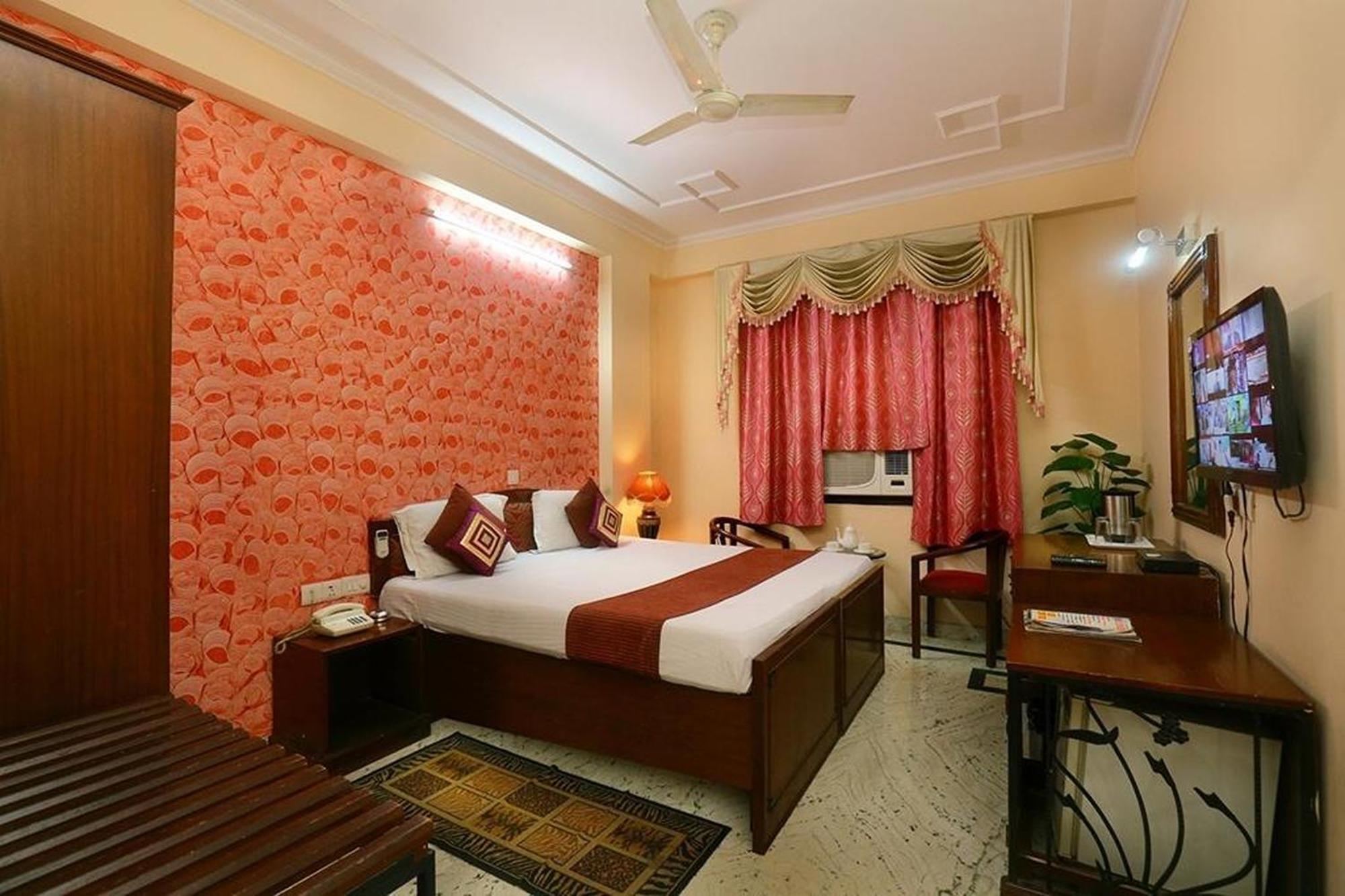 Hotel Indraprastha Dillí Exteriér fotografie