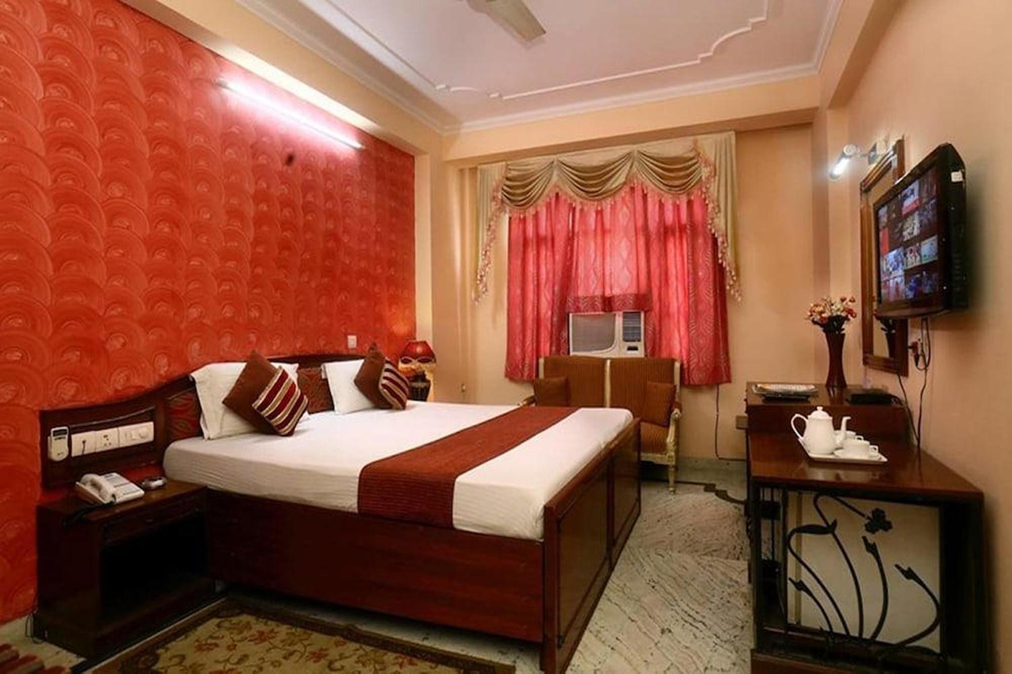 Hotel Indraprastha Dillí Exteriér fotografie