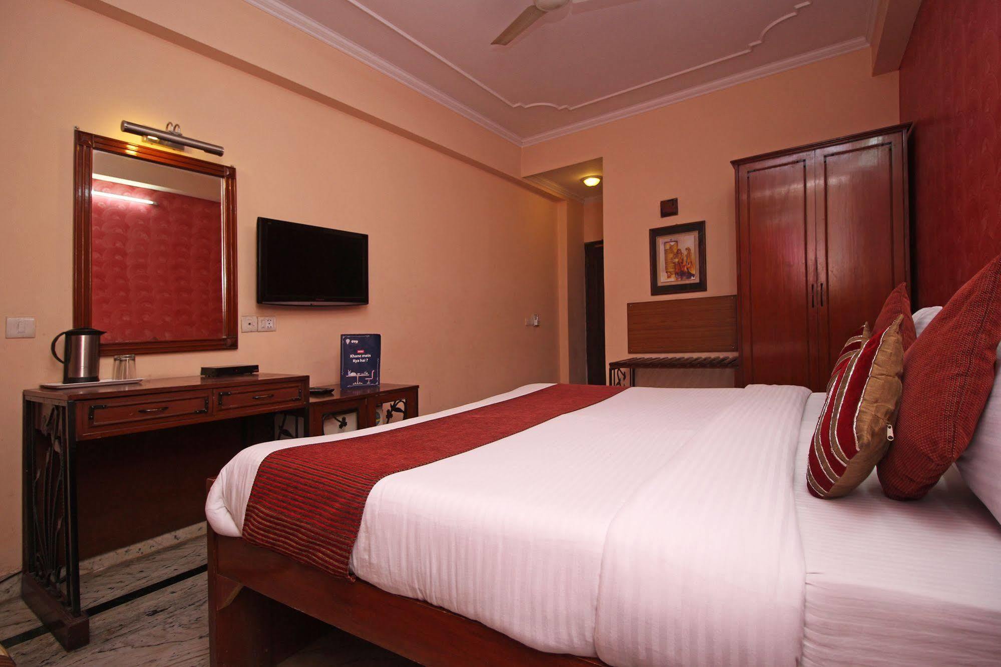 Hotel Indraprastha Dillí Exteriér fotografie