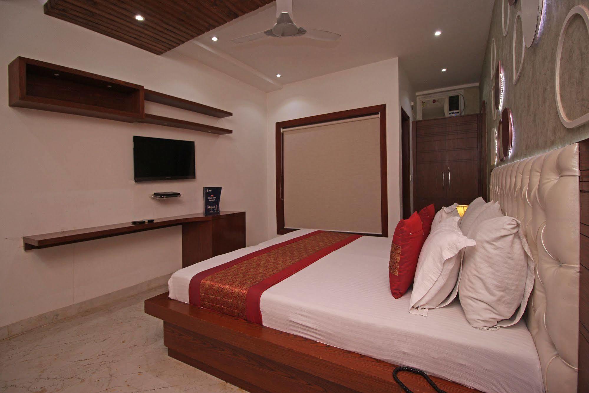 Hotel Indraprastha Dillí Exteriér fotografie